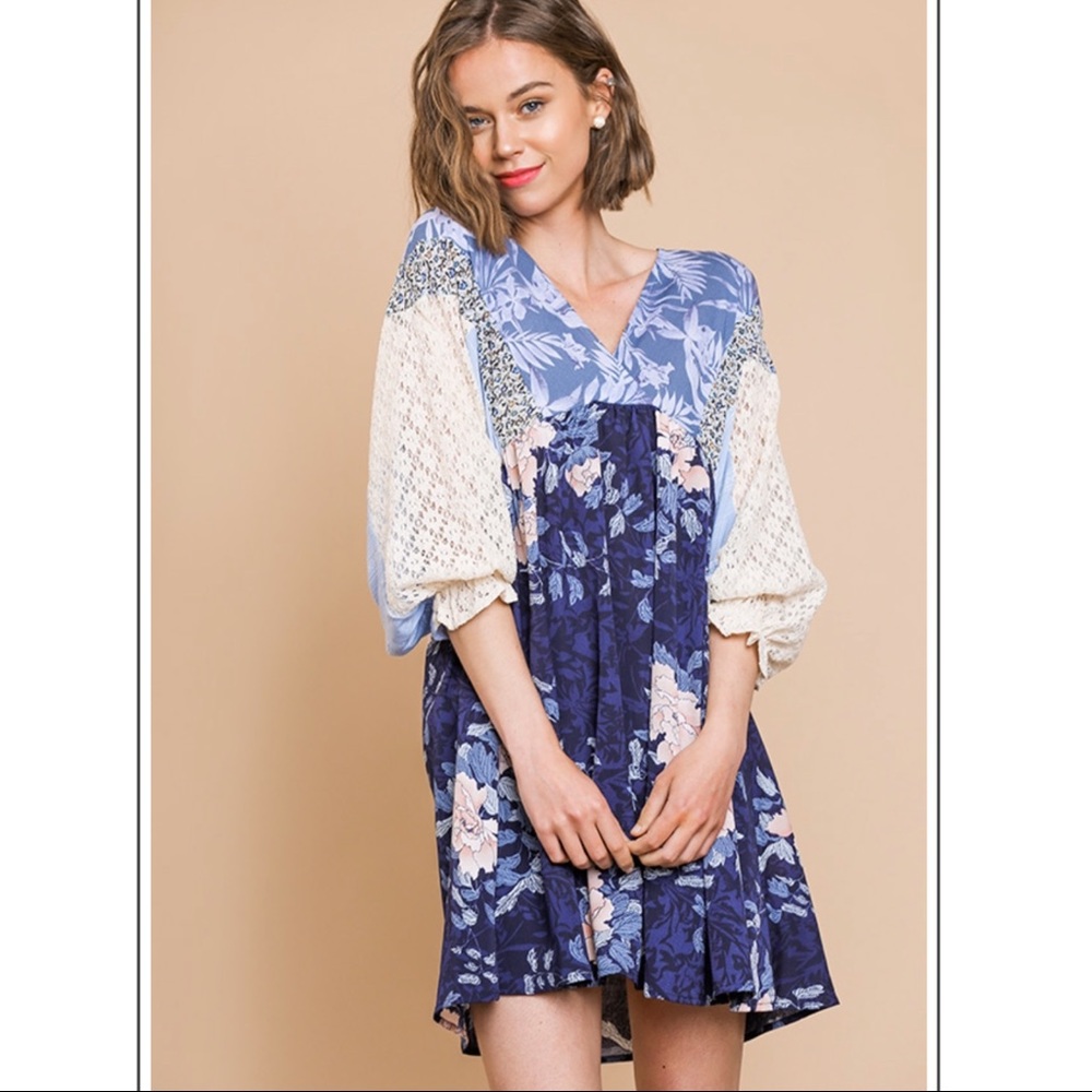 💥HP💥 Mixed Print Lace Puff Sleeve Babydoll Dress